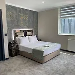 Vois Bostanci & Otel 4*